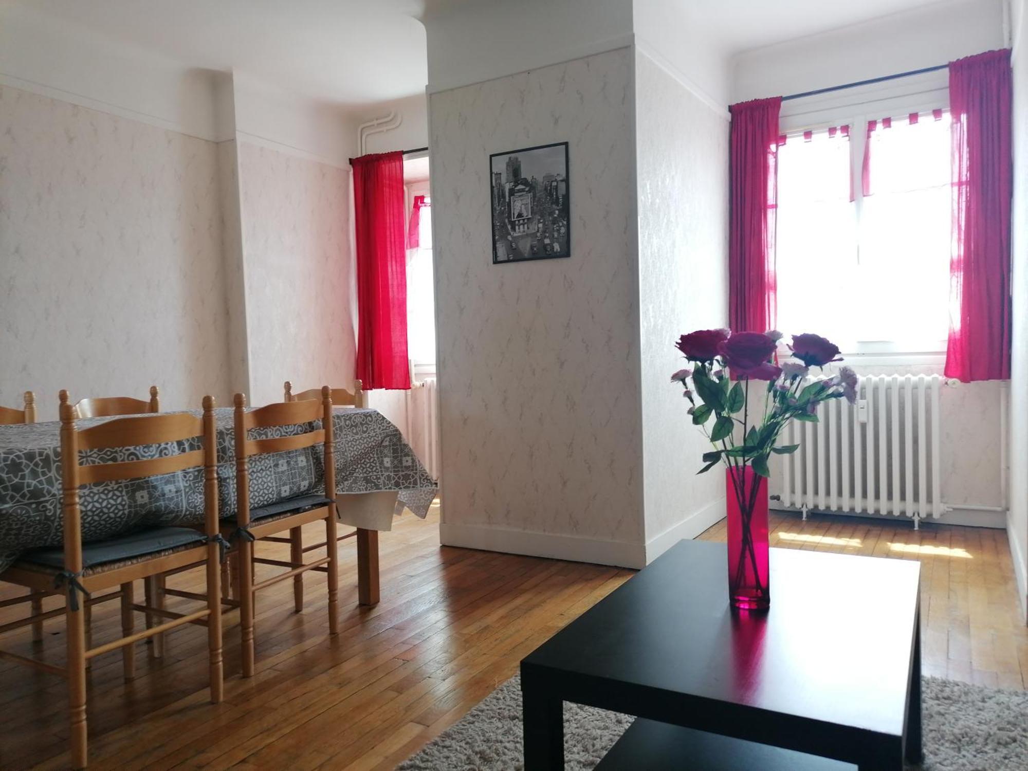 Appartement Ilianah Domfront  Exteriör bild